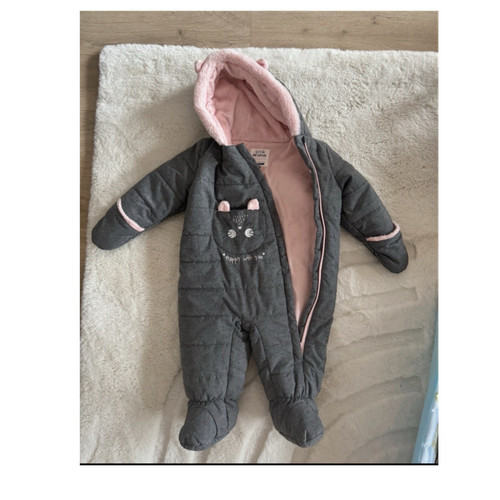 Let and explore baby - go,