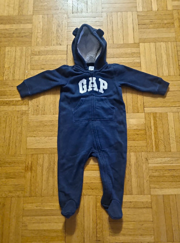 Gap baby strampler - gap,